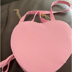 Heart purse never worn